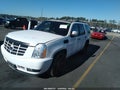 2011 Cadillac Escalade Hybrid — photo 2 of 11 | VIN 1GYS3EEJXBR282221