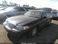 Photo 2 of 10 — 2009 Lincoln Town Car