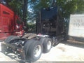 2016 Peterbilt 587 — photo 4 of 11 | VIN 1XP4D49X0GD321888