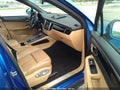 Photo 5 of 17 — 2016 Porsche Macan