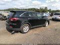 2019 Kia Sorento — photo 4 of 15 | VIN 5XYPGDA38KG568665