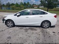 Photo 15 of 19 — 2017 Chevrolet Cruze