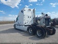 Photo 4 of 20 — 2010 Freightliner Cascadia 125