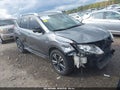 Photo 1 of 11 — 2018 Nissan Rogue