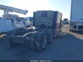 2000 International 9000-Series — photo 4 of 23 | VIN 2HSCNAMRXYC061123