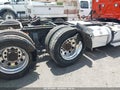 Photo 13 of 18 — 2020 Freightliner New Cascadia 126