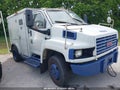 2005 GMC C5500 — photo 1 of 18 | VIN 1GDE5C1255F513723