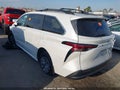 2022 Toyota Sienna — photo 3 of 20 | VIN 5TDJRKEC3NS090368