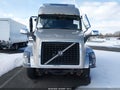 Photo 10 of 14 — 2016 Volvo VN