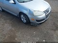 Photo 6 of 16 — 2005 Volkswagen Jetta