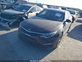 2019 Kia Optima — photo 2 of 16 | VIN 5XXGT4L30KG357943