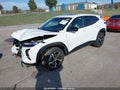 Photo 2 of 18 — 2025 Chevrolet Trax