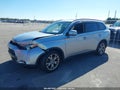 Photo 2 of 14 — 2015 Mitsubishi Outlander
