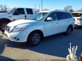 2015 Nissan Pathfinder — photo 2 of 15 | VIN 5N1AR2MM0FC628971