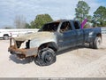 Photo 1 of 10 — 2006 Chevrolet Silverado 3500