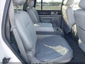 Photo 8 of 11 — 2006 Lincoln Navigator