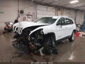 Photo 2 of 17 — 2015 Jeep Cherokee