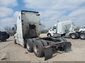 Photo 3 of 15 — 2015 Freightliner Cascadia 125