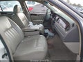 2006 Lincoln Town Car — photo 5 of 15 | VIN 1LNHM81V06Y650906