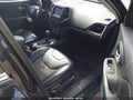Photo 5 of 17 — 2019 Jeep Cherokee