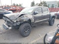 2017 Toyota Tacoma — photo 2 of 19 | VIN 3TMAZ5CN6HM036542