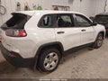 2019 Jeep Cherokee — photo 4 of 15 | VIN 1C4PJLAB8KD132836