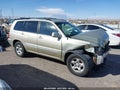 Photo 14 of 17 — 2003 Toyota Highlander