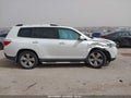 Photo 13 of 16 — 2012 Toyota Highlander