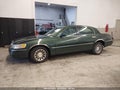 Photo 15 of 18 — 2001 Lincoln Town Car