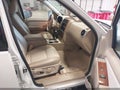Photo 5 of 17 — 2009 Ford Explorer