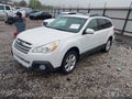 2013 Subaru Outback — photo 2 of 16 | VIN 4S4BRCLCXD3291953
