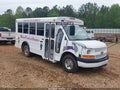 Photo 1 of 17 — 2005 Chevrolet Express 2500