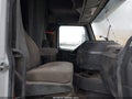 Photo 5 of 14 — 2025 Volvo VNL