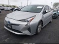 Photo 2 of 17 — 2016 Toyota Prius