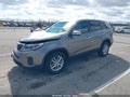 2015 Kia Sorento — photo 2 of 16 | VIN 5XYKTCA61FG591916