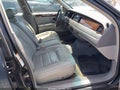 Photo 5 of 11 — 2002 Lincoln Town Car