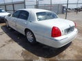 2006 Lincoln Town Car — photo 3 of 17 | VIN 1LNHM82VX6Y646747