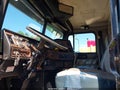 2000 Freightliner Conventional — photo 7 of 15 | VIN 1FUPCSZB5YDB88519