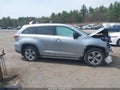 Photo 13 of 16 — 2015 Toyota Highlander