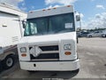 2001 Freightliner Chassis — photo 11 of 15 | VIN 4UZAANBWX1CH52996