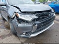Photo 6 of 19 — 2018 Mitsubishi Outlander