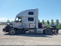 Photo 18 of 24 — 2020 Volvo VNL