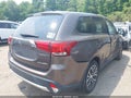 Photo 4 of 16 — 2018 Mitsubishi Outlander