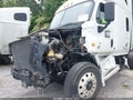2019 Freightliner Cascadia 125 — photo 11 of 16 | VIN 3AKJGLDR6KSKB8352
