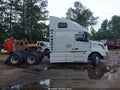 Photo 13 of 15 — 2012 Volvo VN