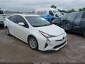 Photo 1 of 16 — 2017 Toyota Prius