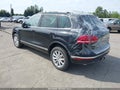 2016 Volkswagen Touareg — photo 3 of 19 | VIN WVGEF9BP2GD002219