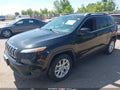 Photo 2 of 16 — 2016 Jeep Cherokee