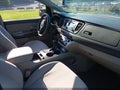 2016 Kia Sedona — photo 5 of 14 | VIN KNDMB5C10G6164126