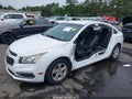 Photo 2 of 17 — 2015 Chevrolet Cruze